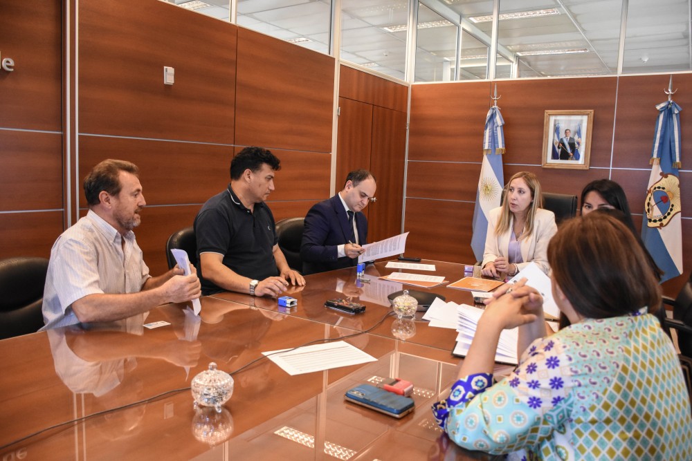 Gobierno rubricó el convenio de las Veranadas temporada 2025-2026