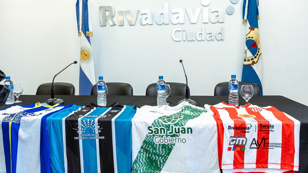 El fútbol de San Juan se viste de fiesta con el comienzo de la 9° Edición de la Copa Rivadavia