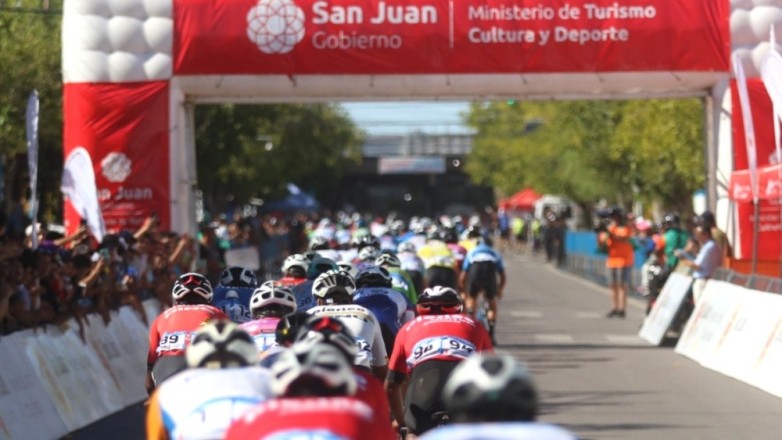 La Dirección de Coordinación de RedTulum comunicó los desvíos de recorridos que se llevarán a cabo por el desarrollo de la competencia de ciclismo Vuelta a San Juan 2026, que tendrá lugar desde el 23 de enero al 1 de febrero