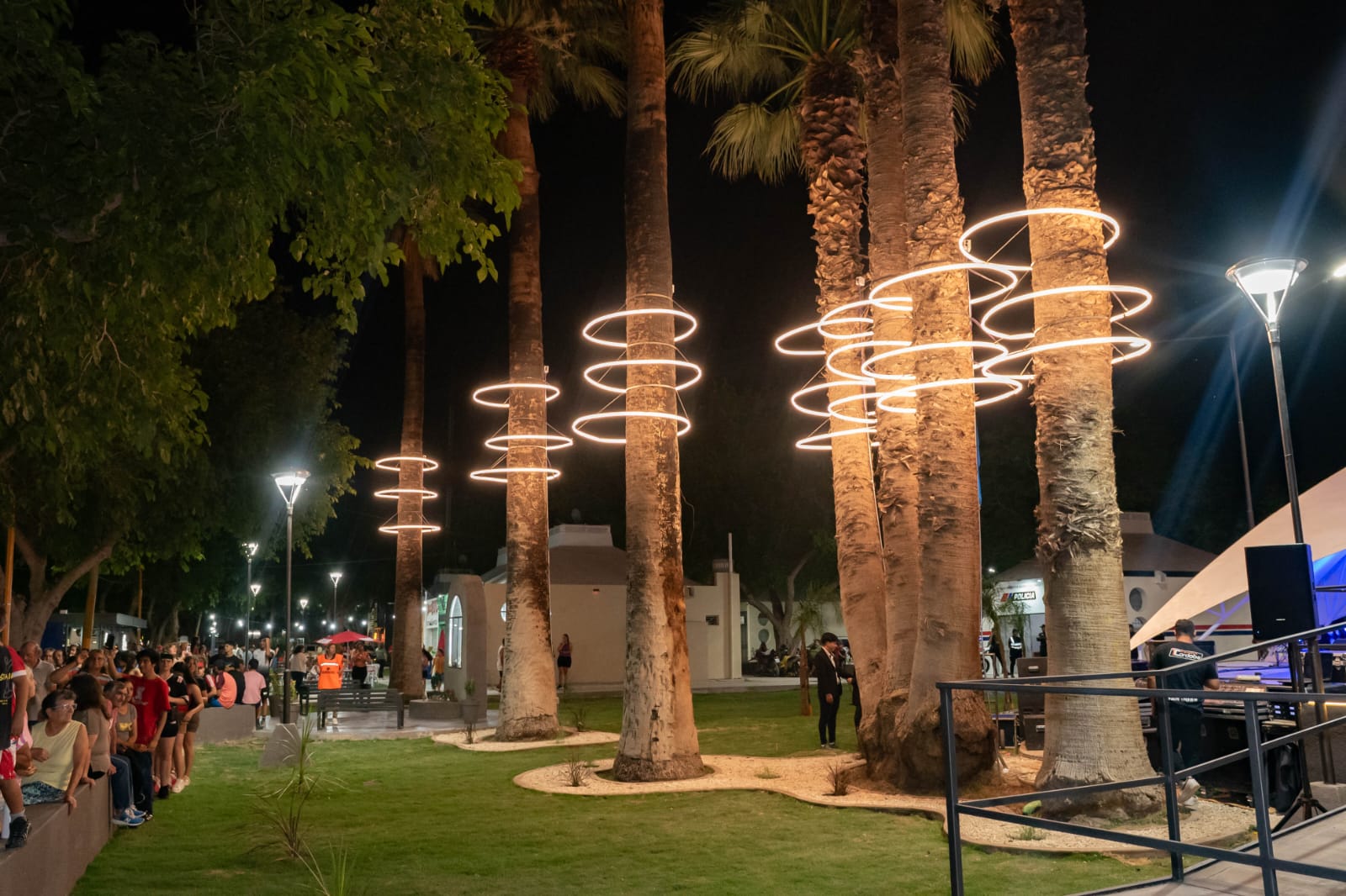 Ahora todos los  domingos de enero  en Santa Lucía se llenan de arte