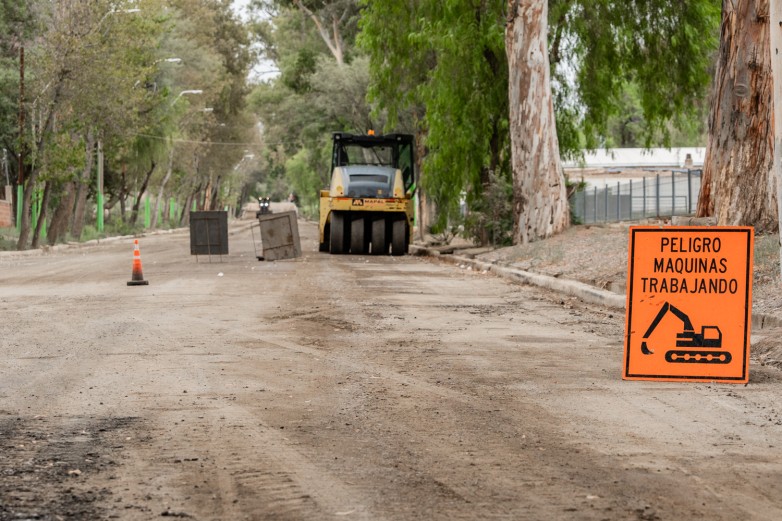Vialidad llegó con obras de pavimentación urbana al departamento Jáchal