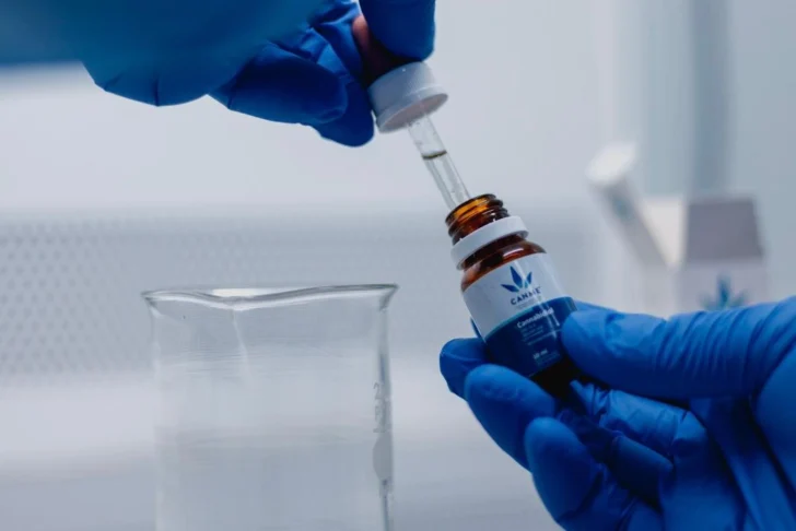 Luego de insertarse en distintas farmacias del Gran San Juan, ahora la empresa local de  cannabis medicinal  impulsa su incorporación al vademécum de la Obra Social Provincia (OSP)