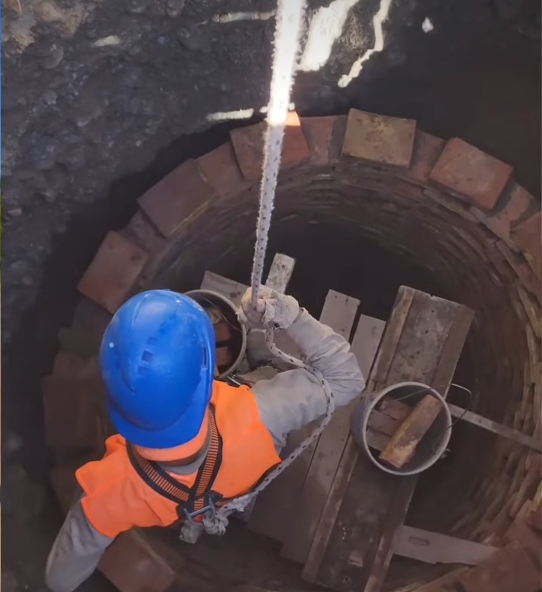 La municipalidad de Chimbas,dio inicio a  la construcción de un sistema de Pozo Blanco en el Barrio Las Calandrias, una intervención fundamental para mejorar la infraestructura de la ciudad.