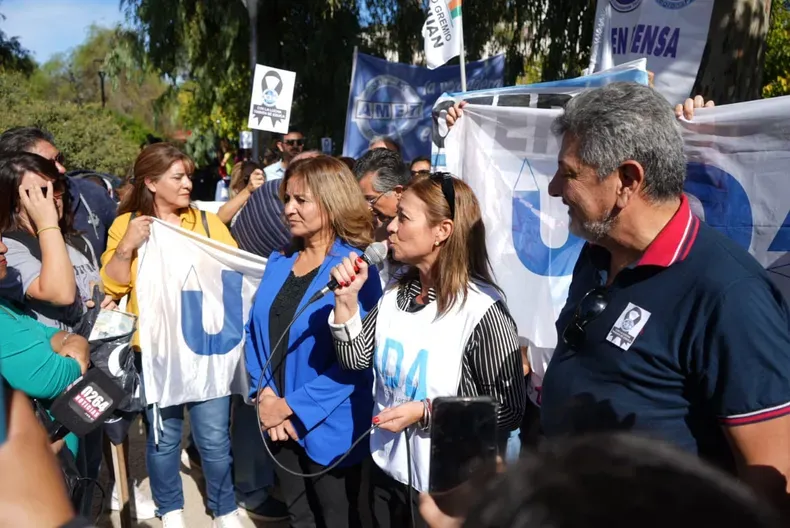 Antes de escuchar la oferta por parte del gobierno provincia,el gremio docente UDAP resolvió no iniciar el ciclo lectivo el próximo 2 de marzo en San Juan
