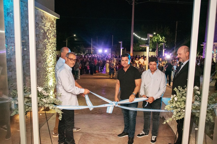 El intendente Juan Jose Orrego de Santa Lucia,junto al gobernador participo de la  inauguración del Consorcio San Pablo, un nuevo complejo habitacional y comercial que fortalece el crecimiento y genera nuevas oportunidades para el departamento.
