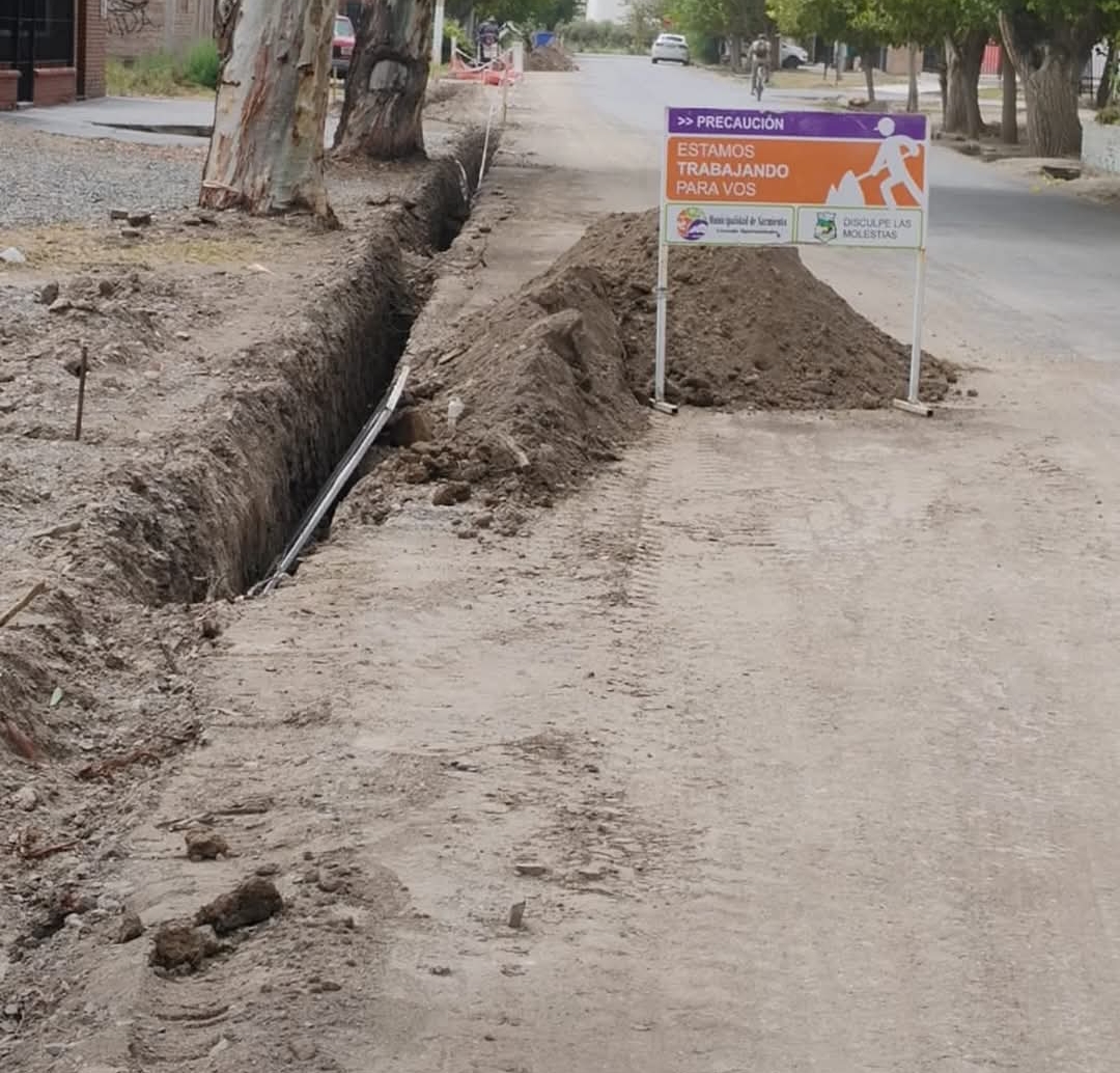 El municipio de Sarmiento continua  trabajando, escuchando y acompañando a cada vecino con obras en diferentes sectores del departamento.