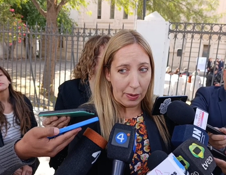 La Ministra de Gobierno,Laura Palma, anuncio que la fecha máxima para inscribir en la Sube el Boleto Escolar Docente Gratuito vence este 31 de Marzo