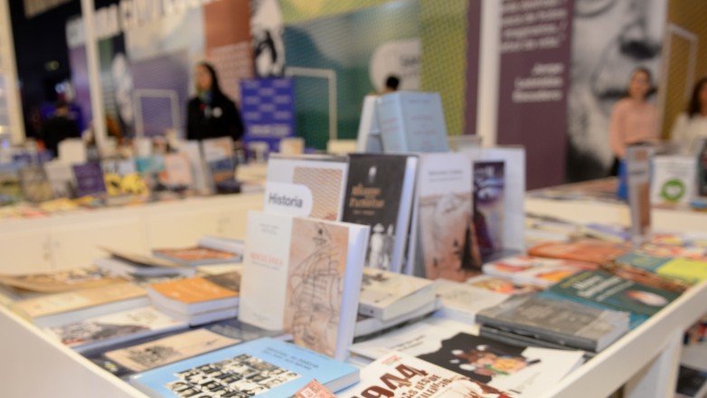 Dos propuestas literarias invitan a la comunidad a disfrutar de la lectura en marzo