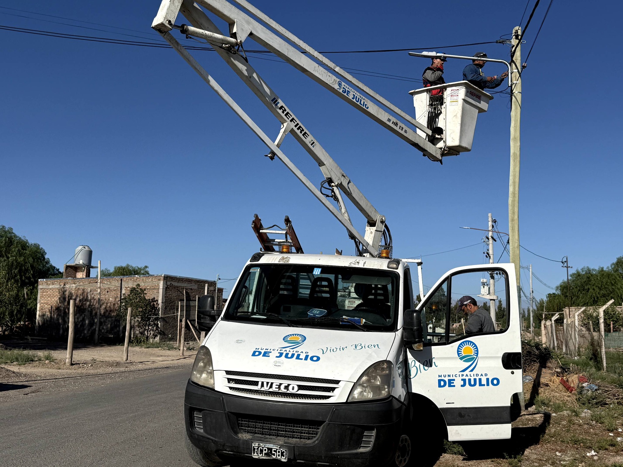 La gestion del intendente Daniel Banega de 9 de Julio,con mucho esfuerzo,continua adelante con la decisión de trabajar para que cada peso se transforme en obras que mejoren la vida de nuestros vecinos.