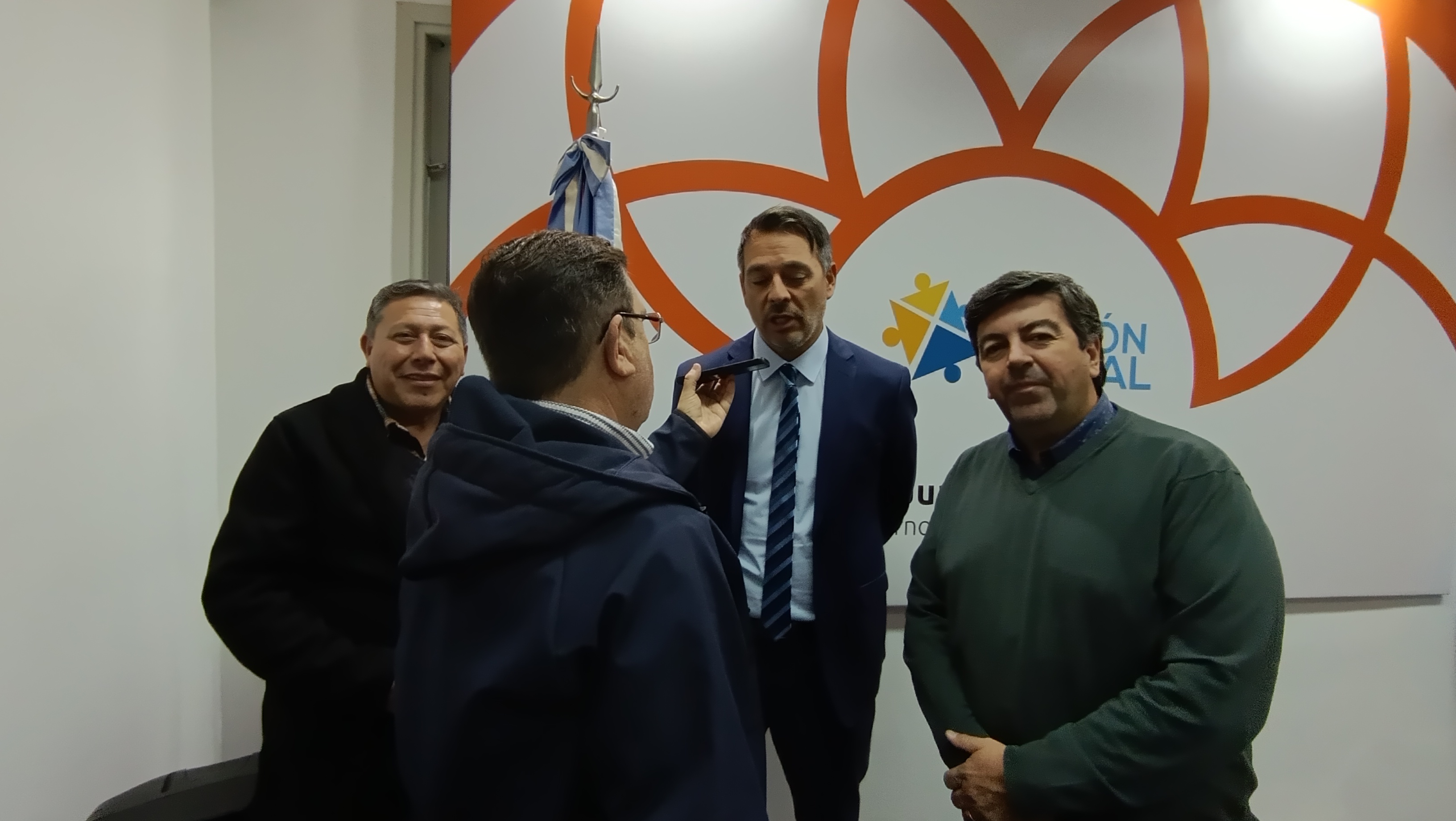 El presidente de la Caja de Acción Social de San Juan,Juan Pablo Medina, presentó la  actualización de sus líneas de crédito para los empleados públicos.